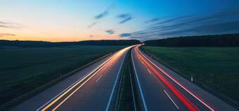 Моторное масло Mobil 1™ для автомобилей с большим пробегом